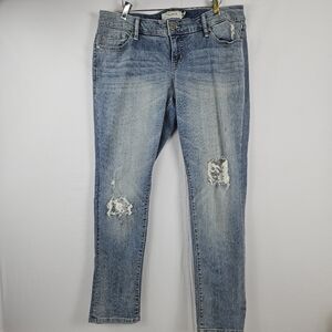 Torrid factory distressed boyfriend jeans size 12R